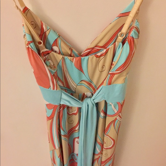 Beautiful Patterned Maxi Dress - Picture 5 of 6